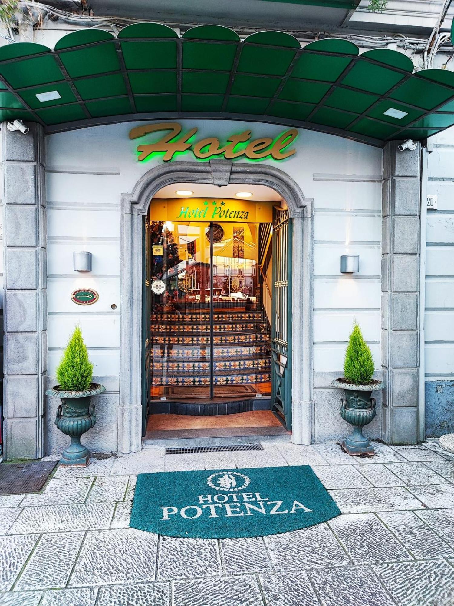 Hotel Potenza Napels